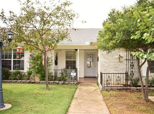 1112 Timberline Dr, Fort Worth, TX 76126