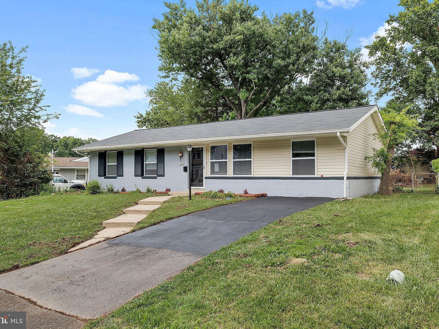 1038 S Ironwood Rd, Sterling, VA 20164 Zillow