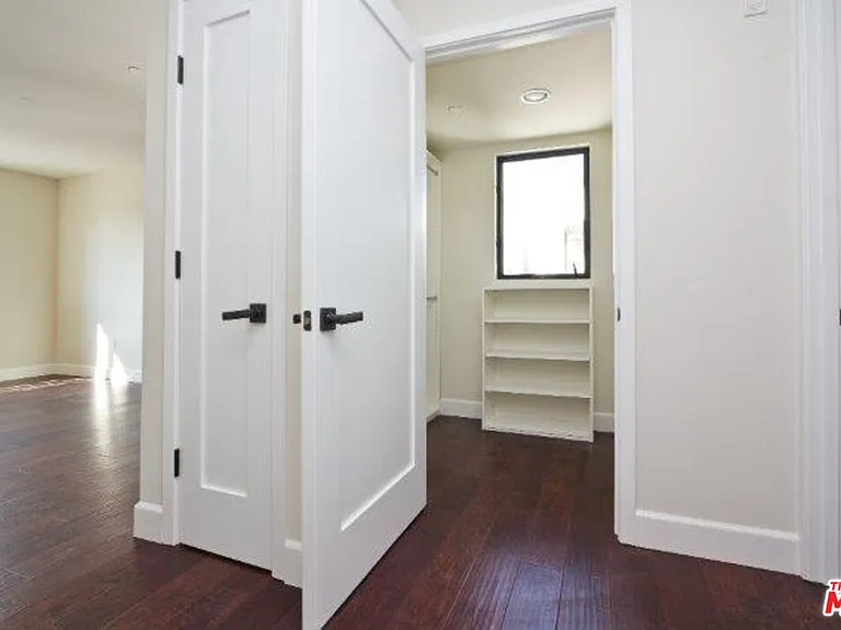 1636 S Beverly Glen Blvd #104 — Photo 10