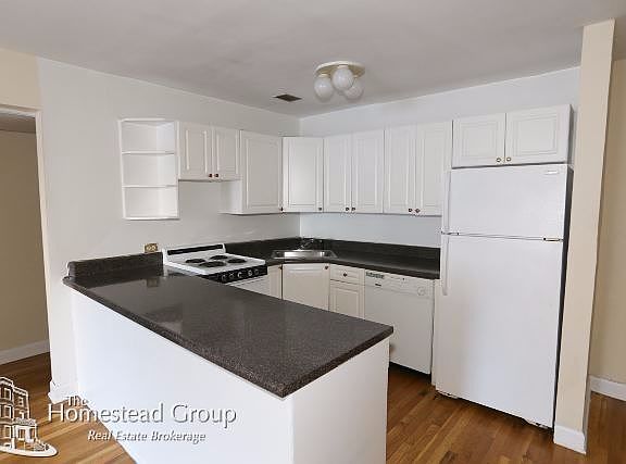 2nd image of 1220 Lasalle Street # Fl 5d5th