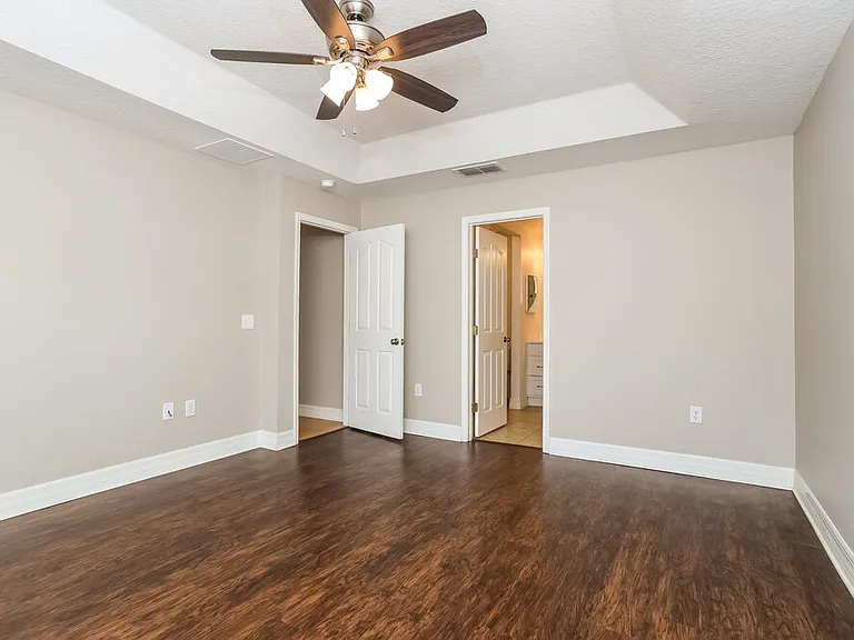 4505 Barbados Loop — Photo 9