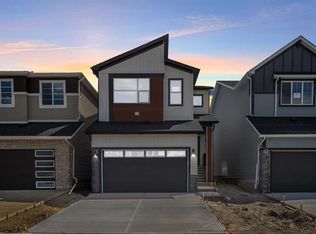 55 N Amblehurst Link NW, Calgary, AB T4B3P5