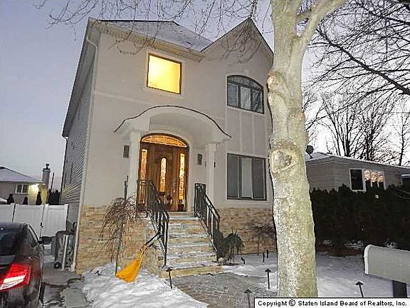 2nd image of 264 Bradford Ave