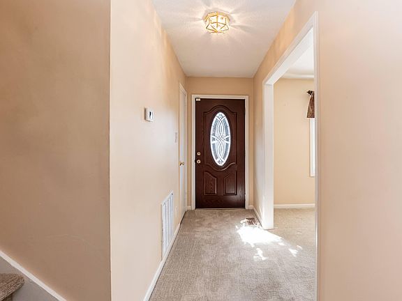 3rd image of 4009 Fiesta Rd