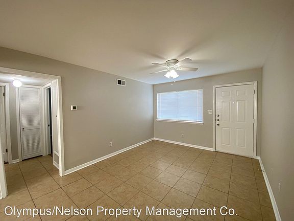 4th image of 1137 N Durham Dr APT 6