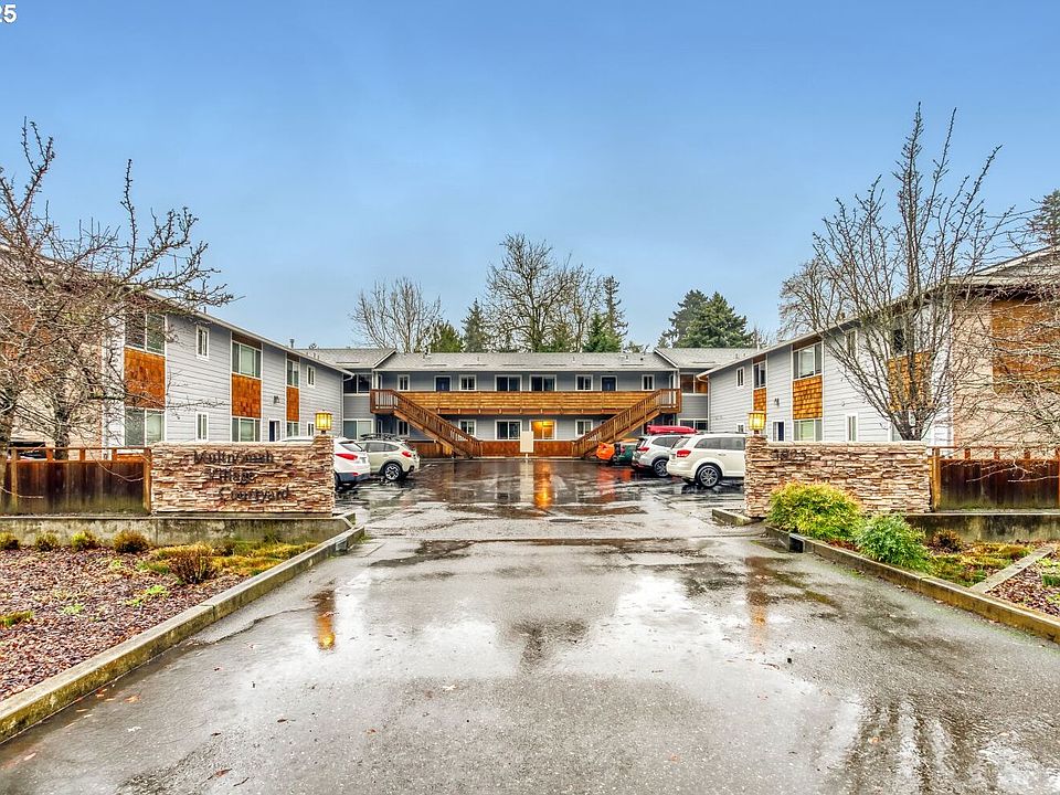 1st image of 3925 SW Multnomah Blvd #206