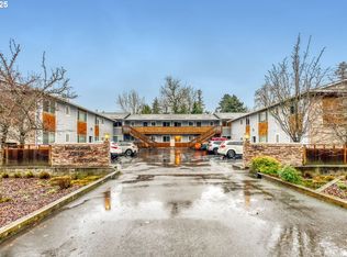 3925 SW Multnomah Blvd #206, Portland, OR 97219