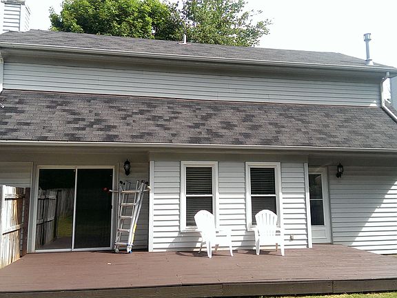 Deck perfect for relaxing