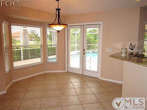 4th image of 4910 SW 26th Pl