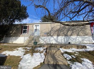 57 Ridgedale Ave, New Providence, PA 17560