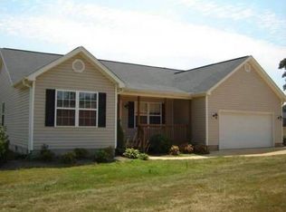 204 Deer Run Ct, Seneca, SC 29678