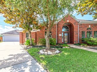 15703 Aberdeen Trails Dr, Houston, TX 77095