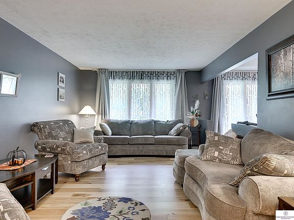 4th image of 14874 Shirley St