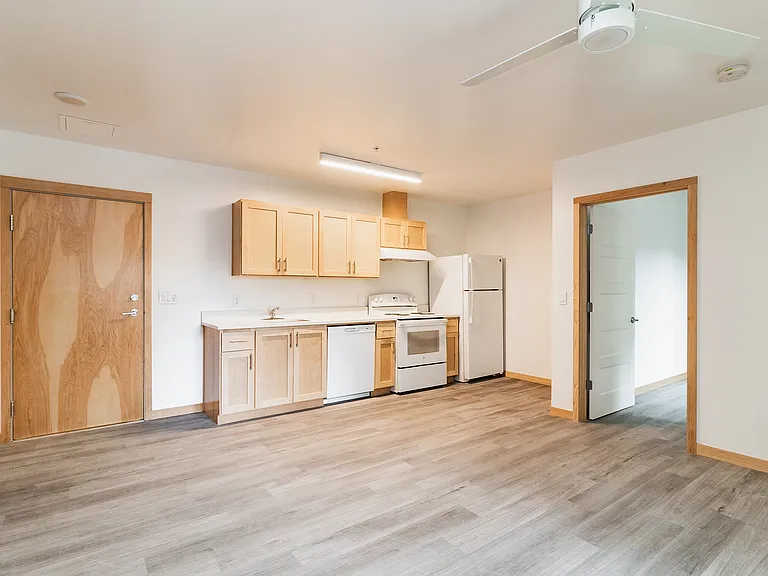 Anna Mann Apartments — Photo 7