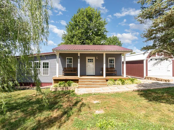 50 Lucky Acres Dr, Sparta, KY 41086