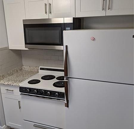5th image of 6507 Winfield Blvd APT 231