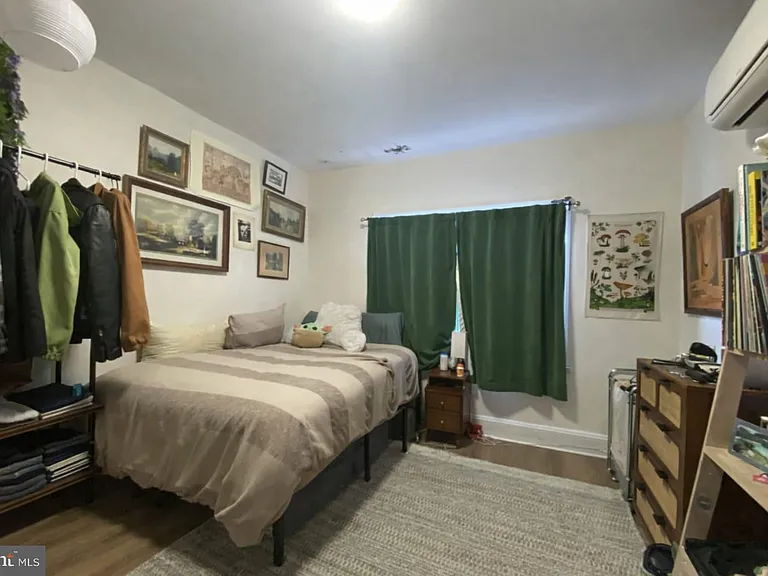 3215 Summer St — Photo 34
