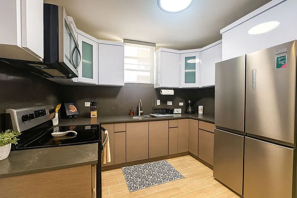 2 bed, 1.0 bath, 853 sqft, $2,500 — Photo 3