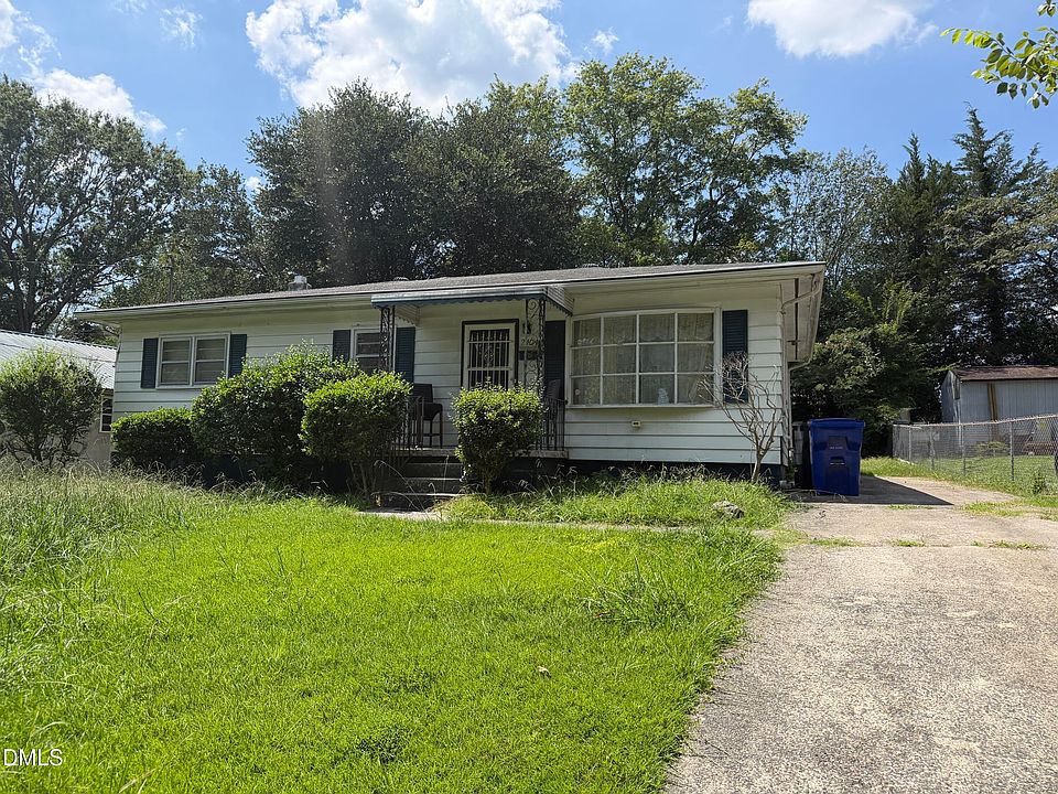 1st image of 2404 Chapin St