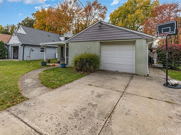 4th image of 8311 Wexford Ave