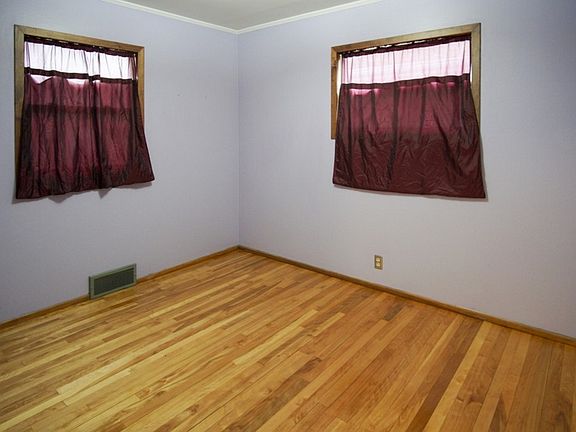 4th image of 2307 Jennings St
