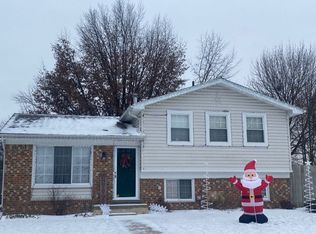 41625 Cimarron St, Clinton Township, MI 48038