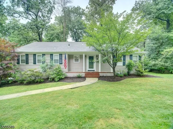 89 Timber Dr, Berkeley Heights Twp., NJ 07922