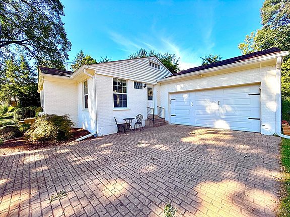 5th image of 1530 Maple Ave