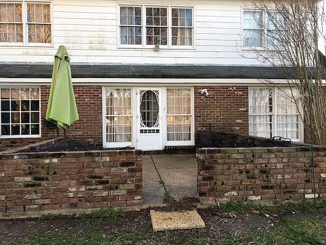 2nd image of 580 Wildwood Dr