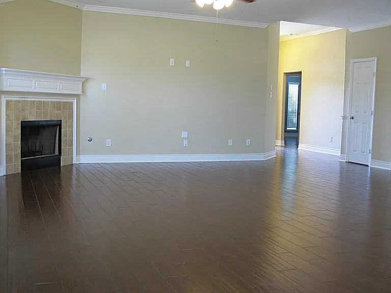6422 Saragosa Crossing Ln — Photo 23