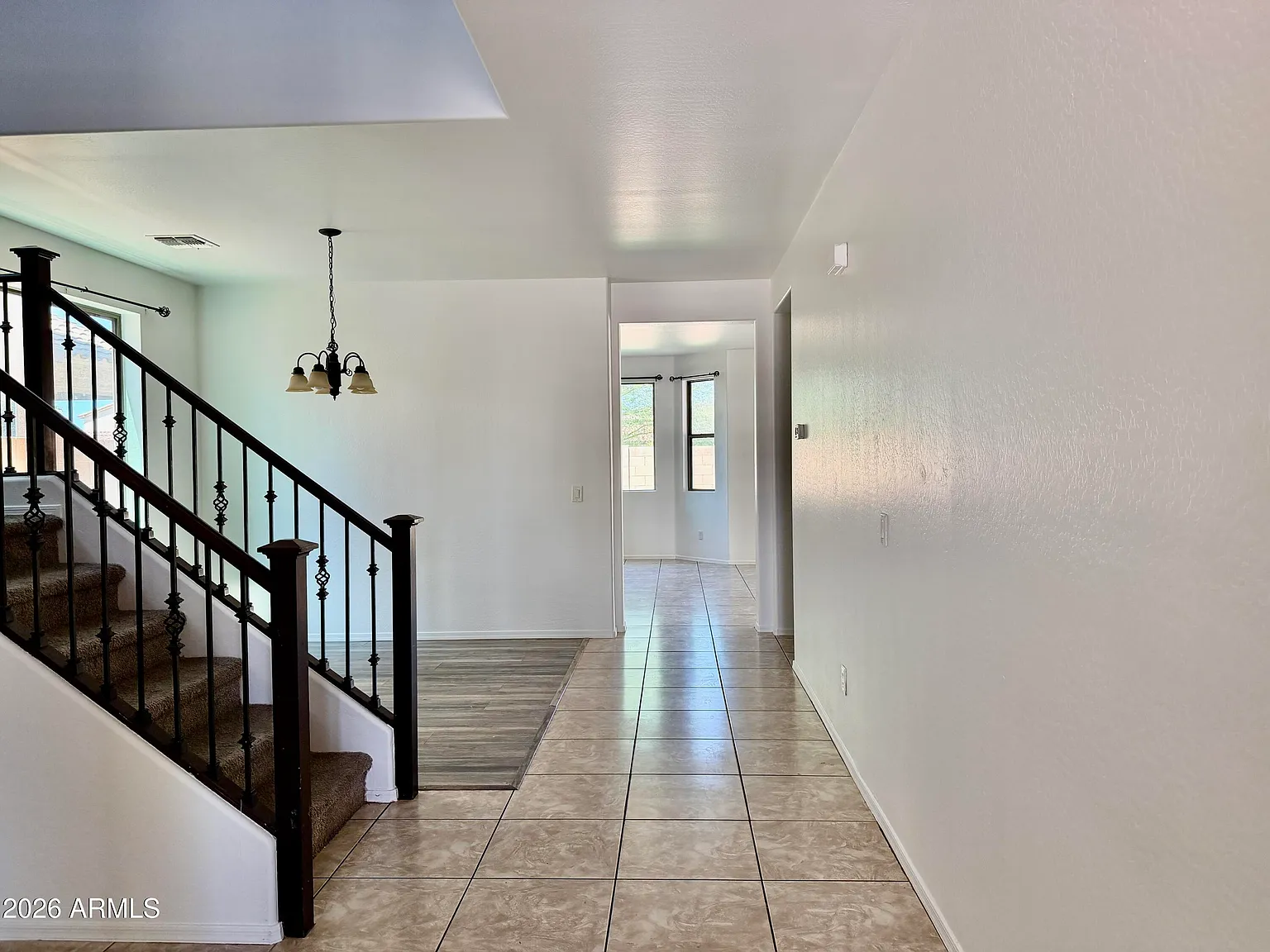 3 bed, 2.5 bath, 2414 sqft, $2,699 — Photo 3