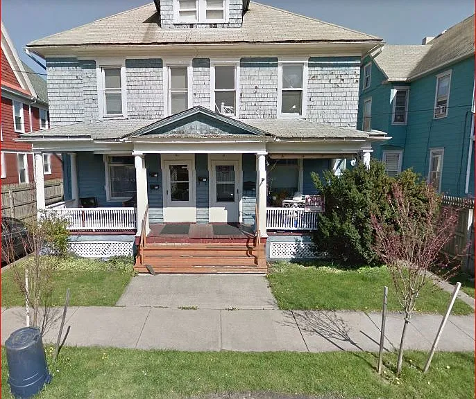 6 Emmett St #3 — Photo 1