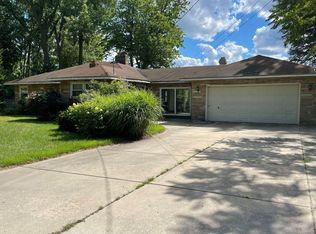 5111 Elizabeth Lake Rd, Waterford, MI 48327