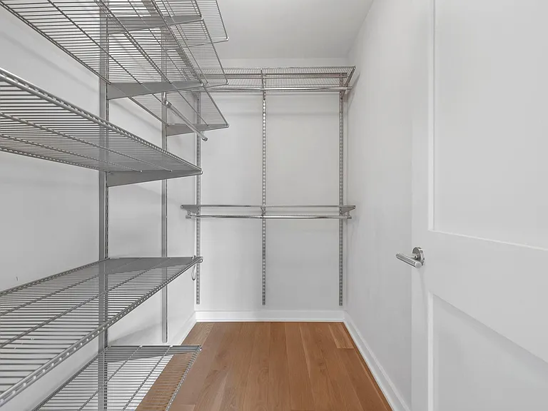 2225 California St NW #302 — Photo 10