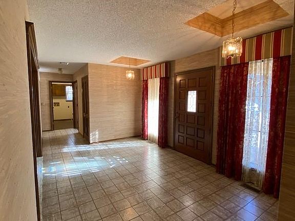 5th image of 11517 Queensbury Ct