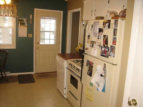 2nd image of 631 Mark Ave