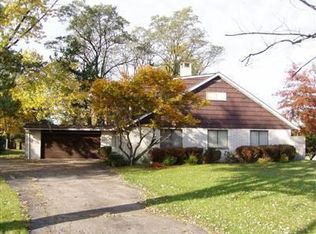 2380 Royalwood Rd, Broadview Heights, OH 44147