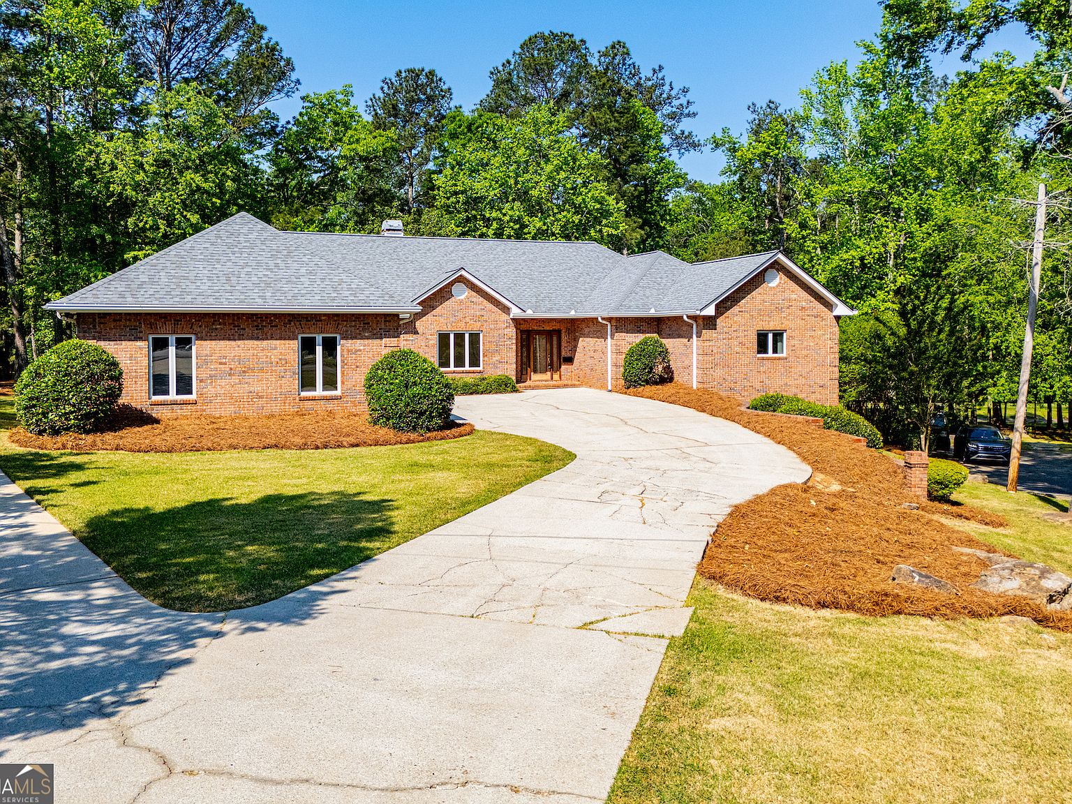 7378 N Mitchell Ct