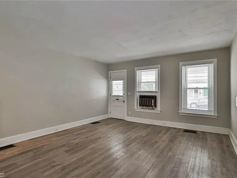 1st Floor Living Room