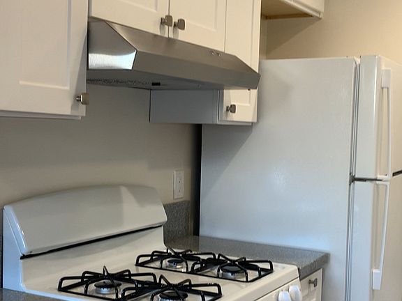 4th image of 6650 Picasso Rd #5