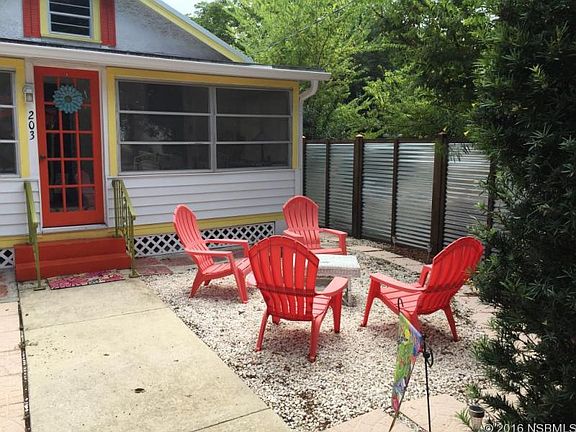 2nd image of 203 Cedar Ave
