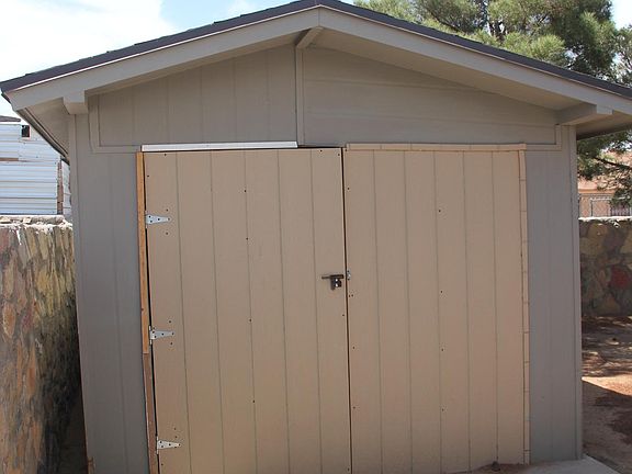 3rd image of 12142 Road House Dr