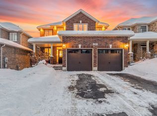 137 Jewel House Ln, Barrie, ON L4N 6E1