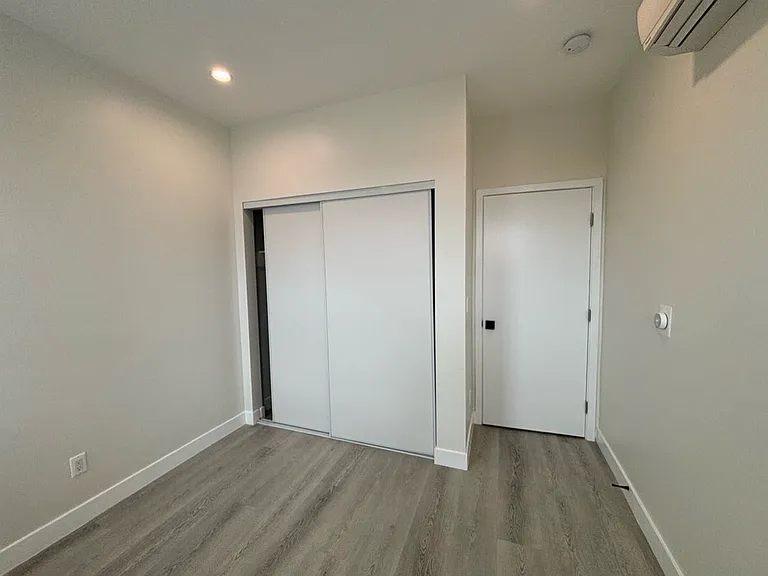 1435 N Ave 47 — Photo 7
