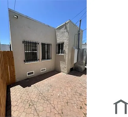 2915 W Florence Ave — Photo 27