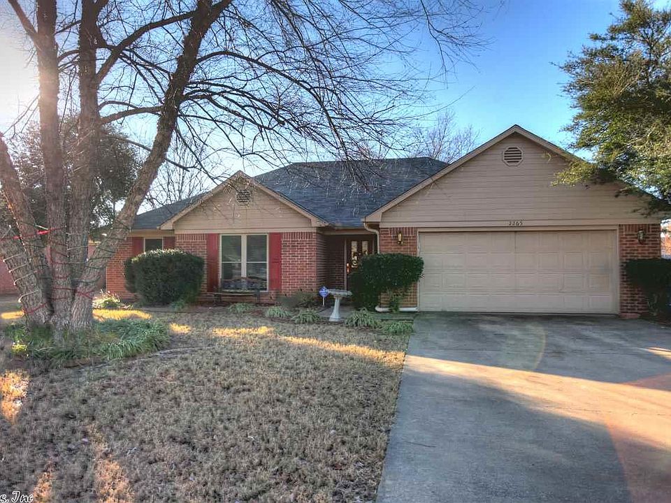 1st image of 2265 Millwood Dr
