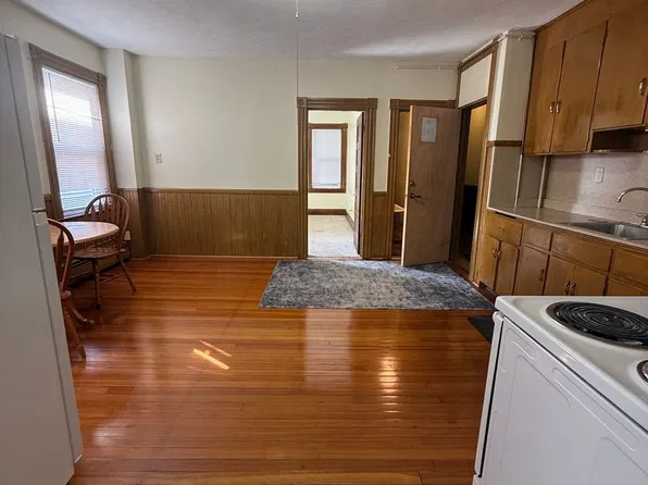 146 Grove St #148, New Britain, CT 06053