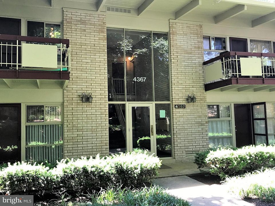 1st image of 4367A Americana Dr