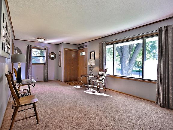 4th image of 6941 11th St N