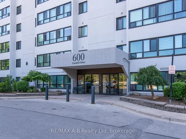 600 Grenfell Dr W #407, London, ON N5X 2R8